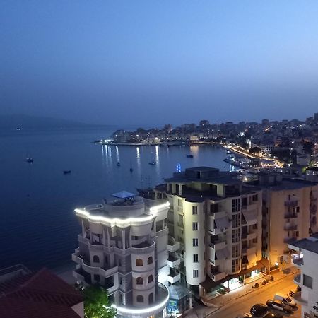 Bay View Apartment Sarandë Buitenkant foto