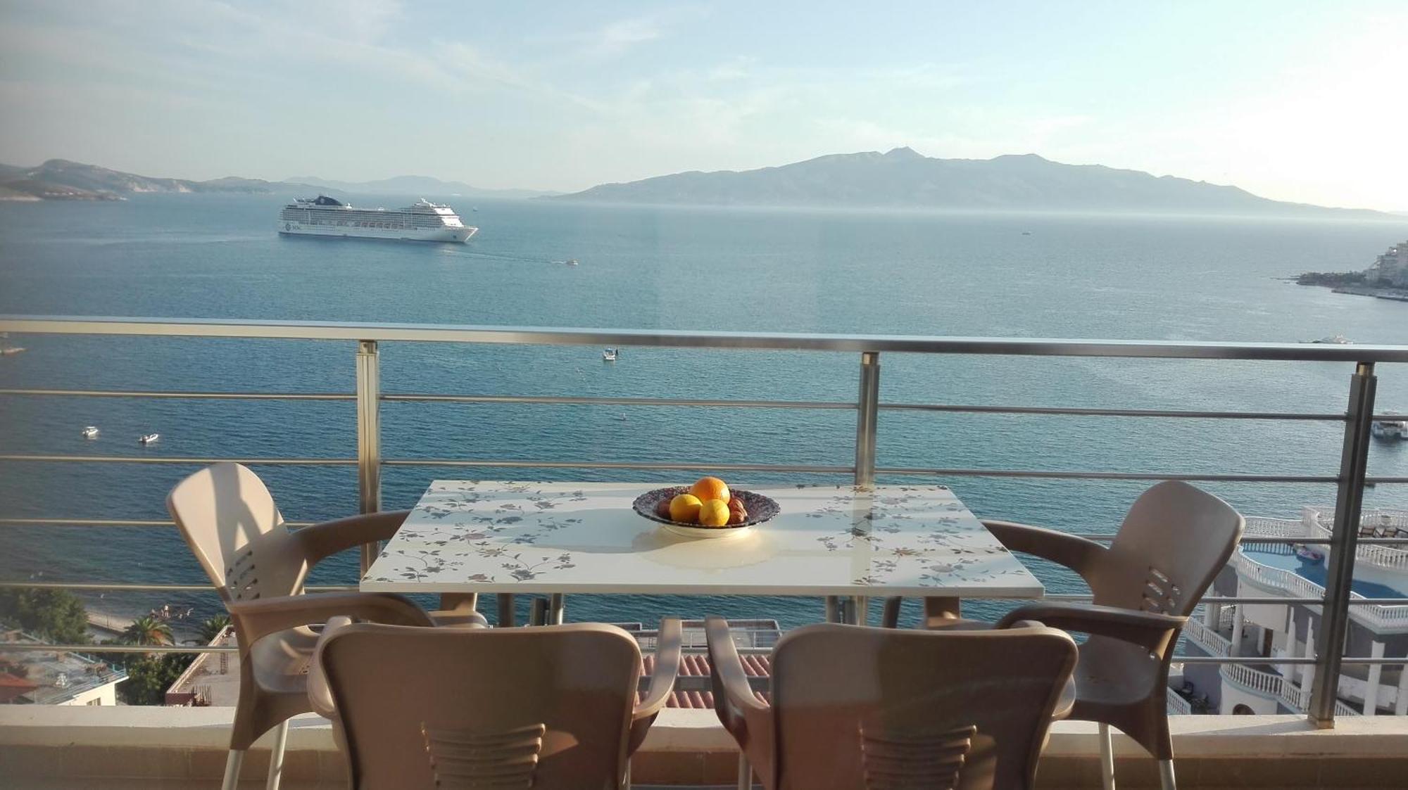 Bay View Apartment Sarandë Buitenkant foto
