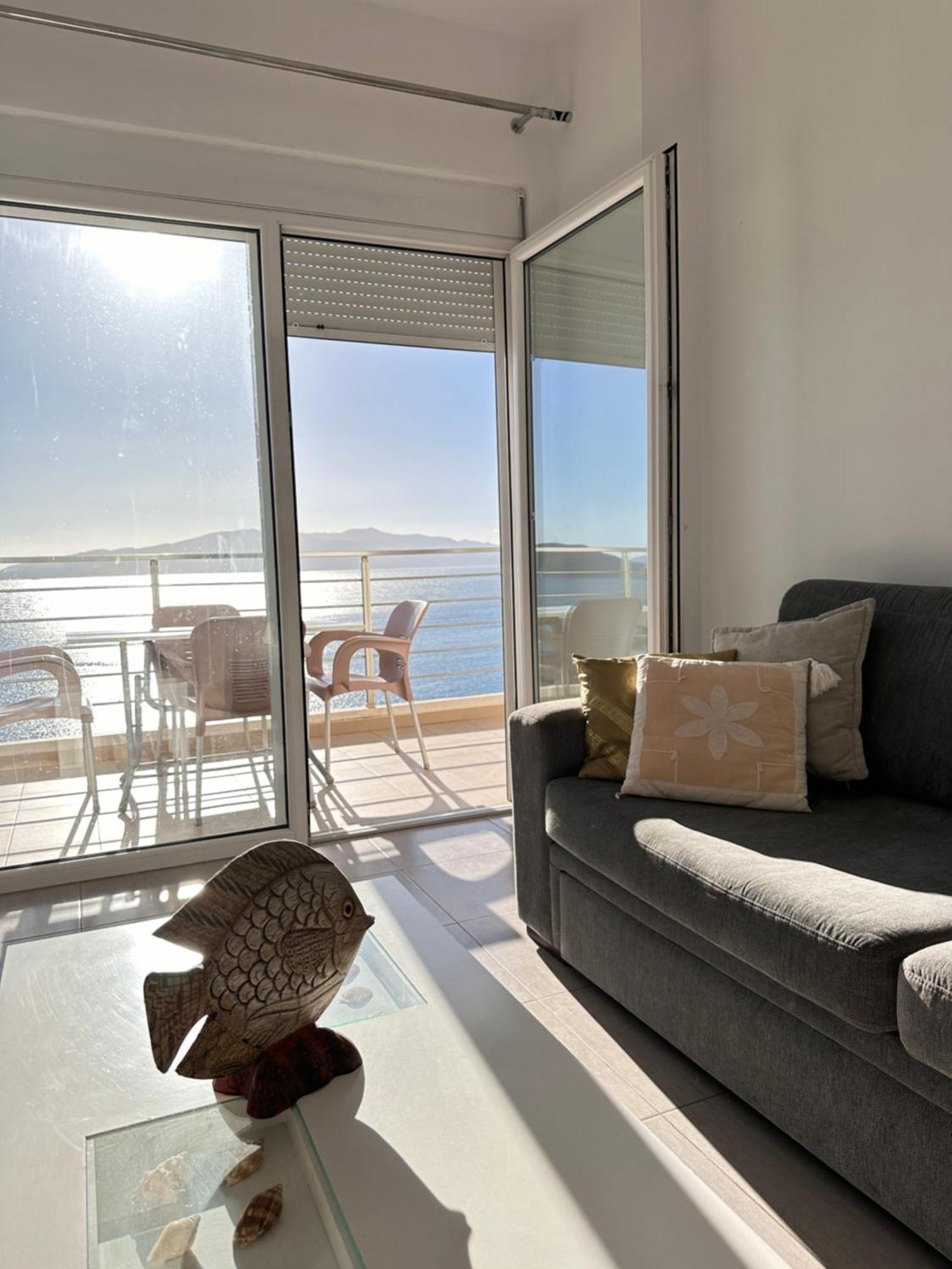 Bay View Apartment Sarandë Buitenkant foto