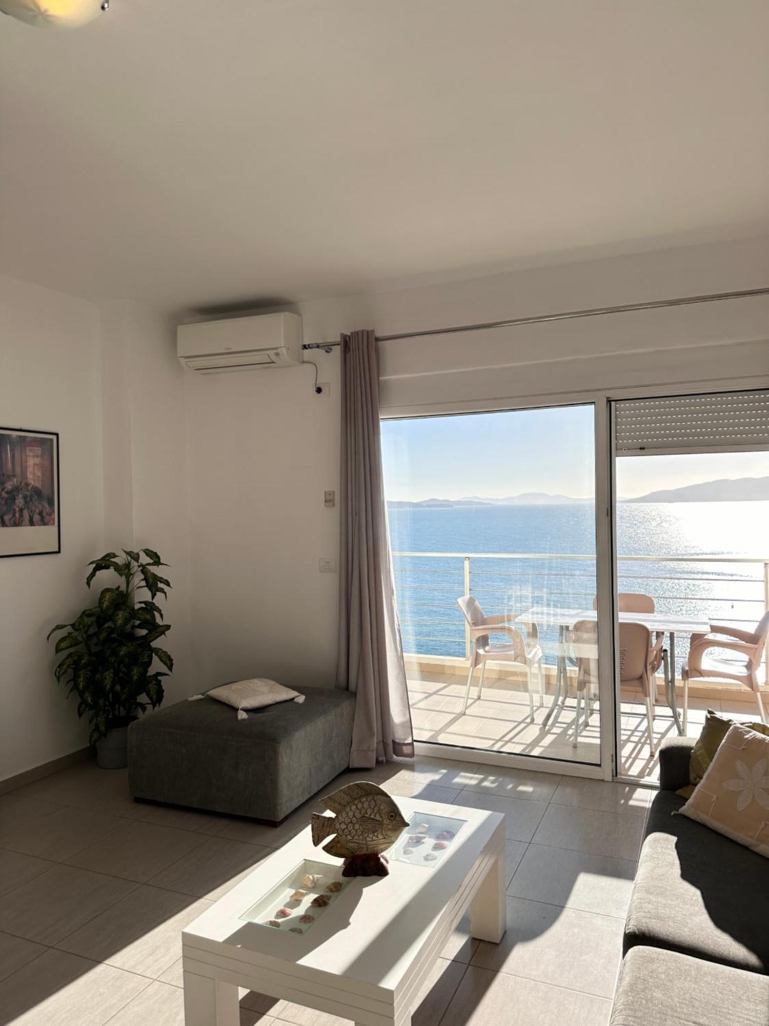 Bay View Apartment Sarandë Buitenkant foto